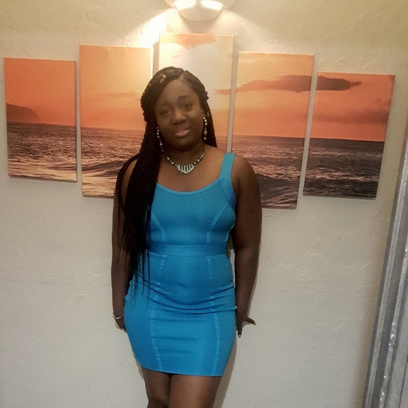 Blue body con dress - Picture 4 of 4